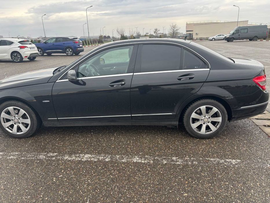 Mercedes Benz C220