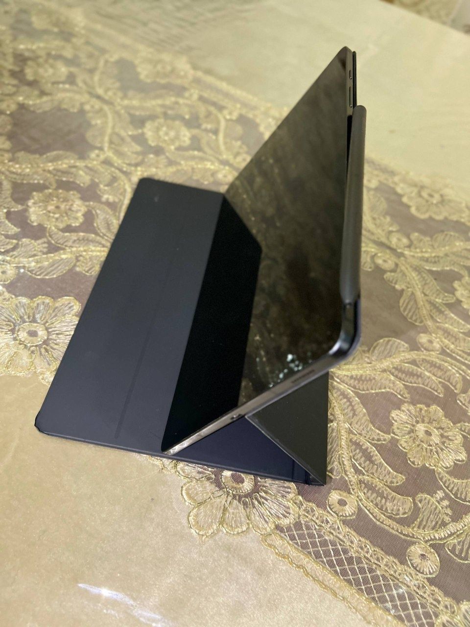 Samsung Tab S6 lite + keys