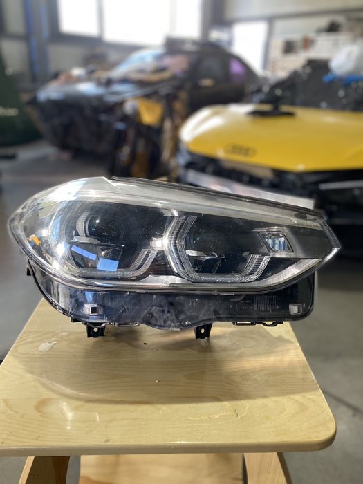 Десен adaptive фар за BMW X3 2018