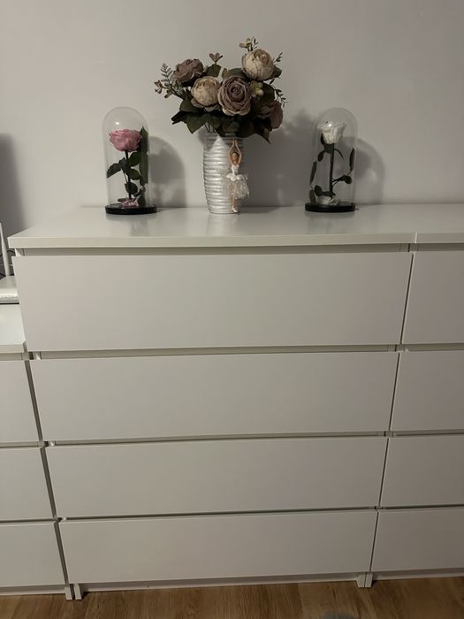 Comodă cu 4 sertare