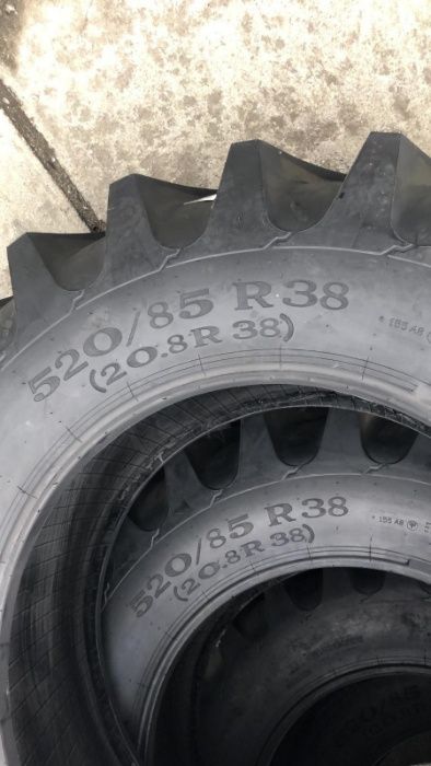 Cauciucuri noi pentru tractor 20.8R38 radiale 520/85R38 cu garantie