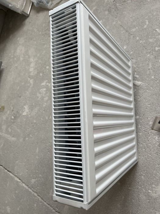 Продам водяной радиатор 60см