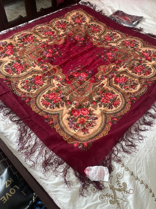 Платок Павловопосадская шерсть 125×125 см