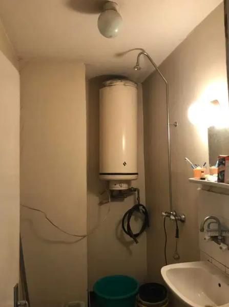 Продава се Двустаен апартамент в София, Иван Вазов - 72 кв.м за 862 €/кв.м - Снимка #3