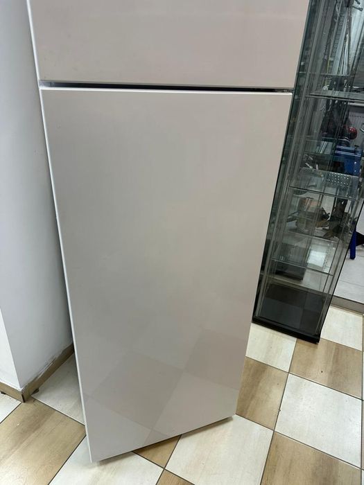 Frigider VORTEX, VDD22SWH01V, doua usi, 212 l, H 144 cm, Clasa F, -A-