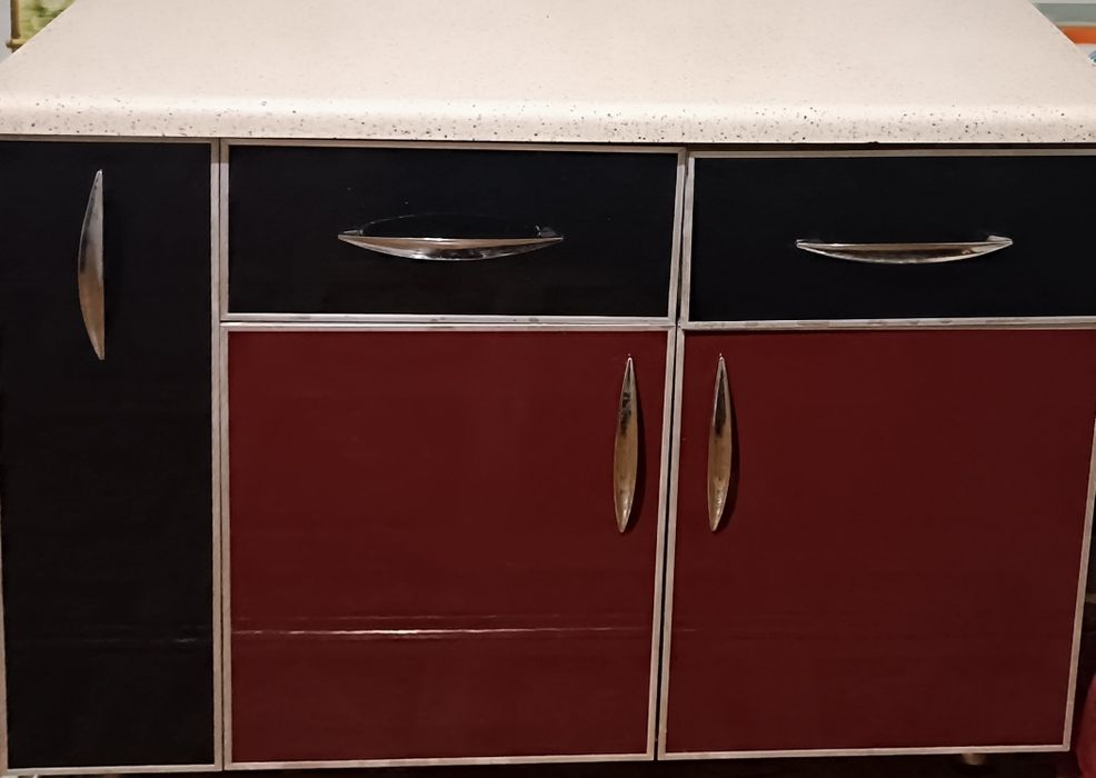 Продается кухонный гарнитур.