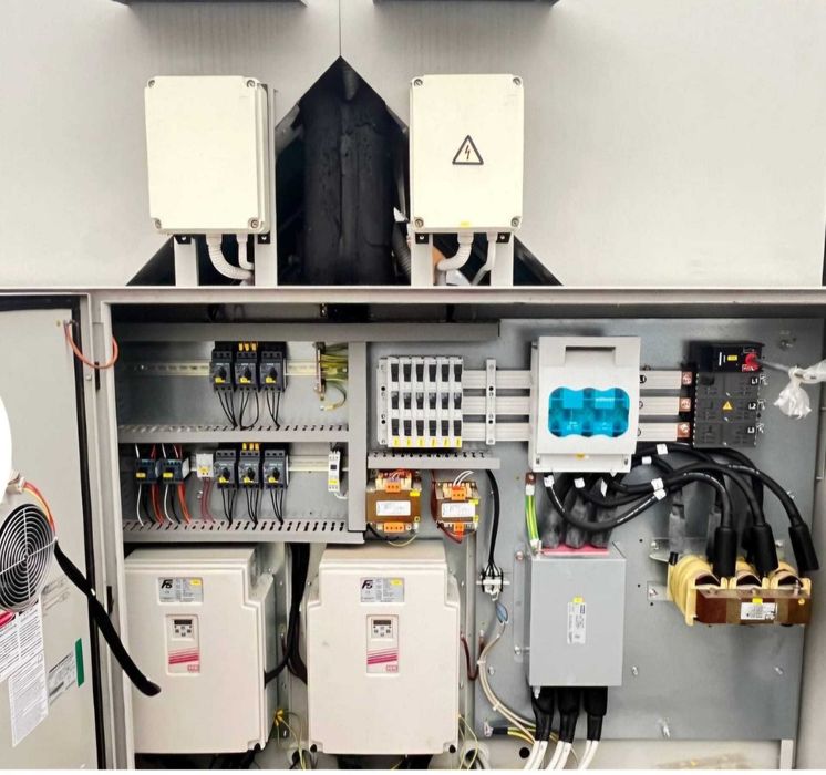 Vand / Inchiriez chiller DAIKIN 248 KW