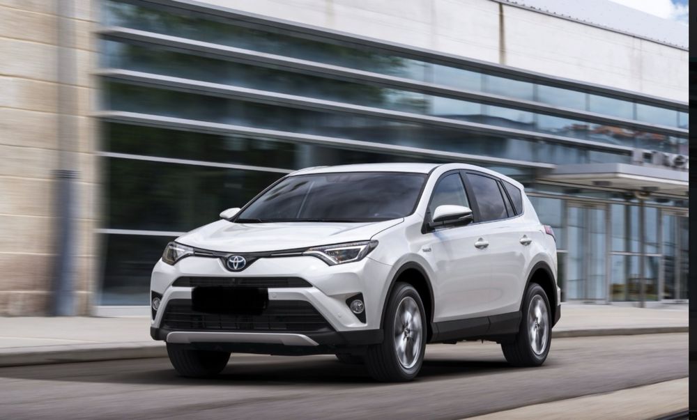 Личен / семеен шофьор с 30 години опит – Toyota RAV4, София