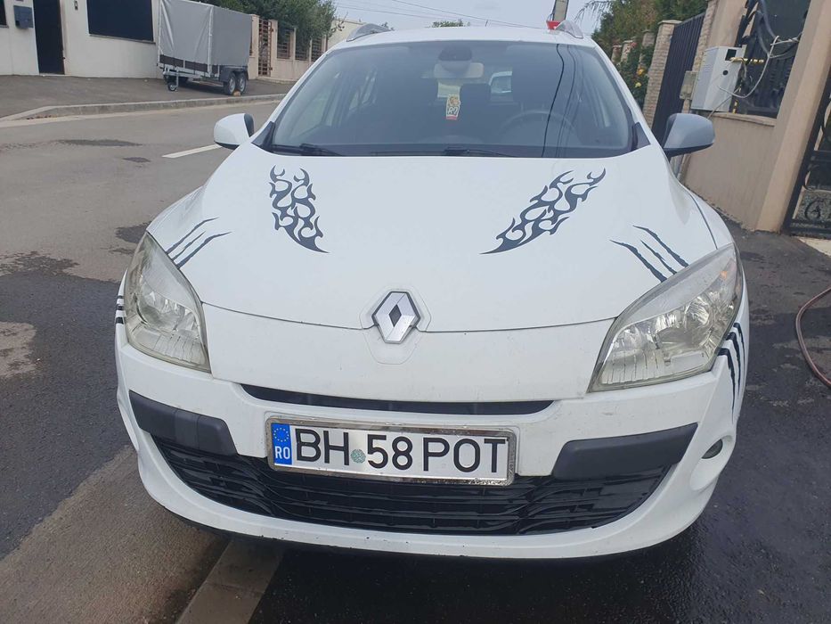 Renault Megane 3, 1.5 dci, 110CP, revizie completa recent+distributie