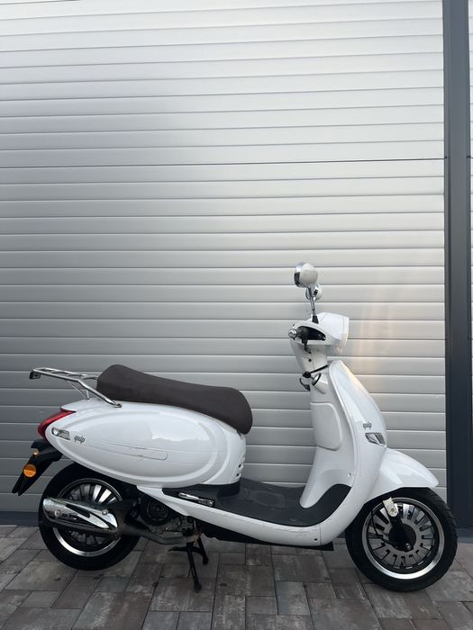 Scuter Generic Quip 49Cc Benzina 2021 cu Acte
