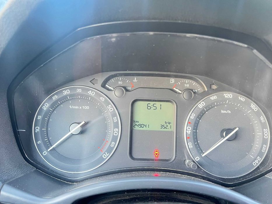 Vand Skoda Octavia Albastru 1.6 Benzina 2006