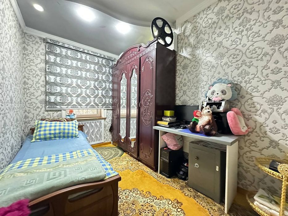 5/2/4 100м2 77 серия Бий напротив Паркентского рынка