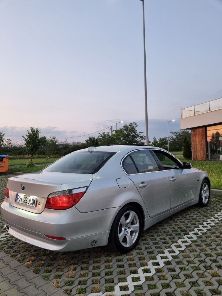 BMW 520i 2.2 benzină 6 pistoane  Automat