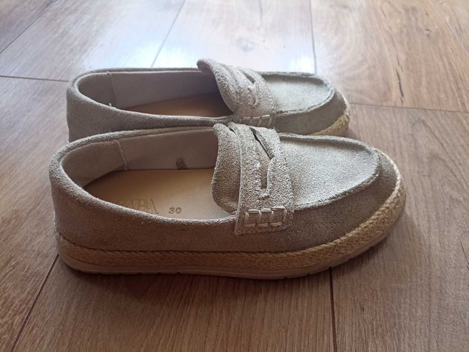 Pantofi piele întoarsă Zara 30