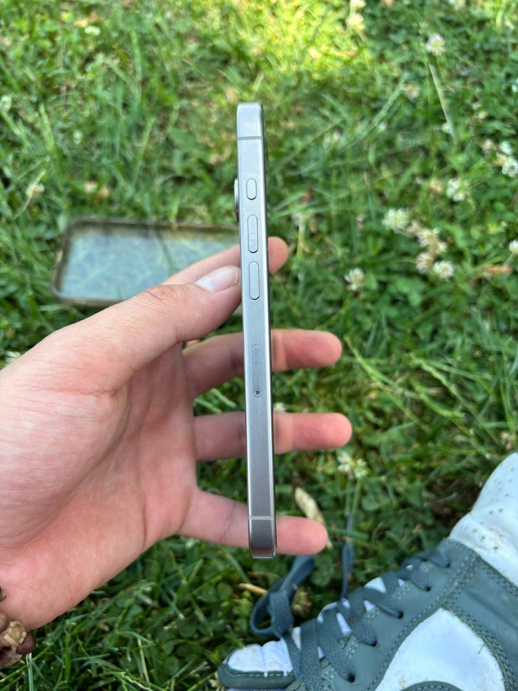 Iphone 15 pro 128 GB
