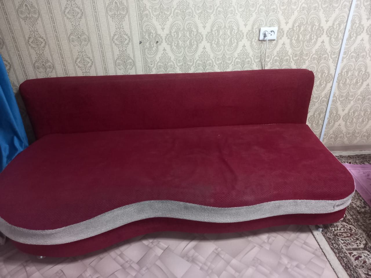 Продам диван в отличном состоянии