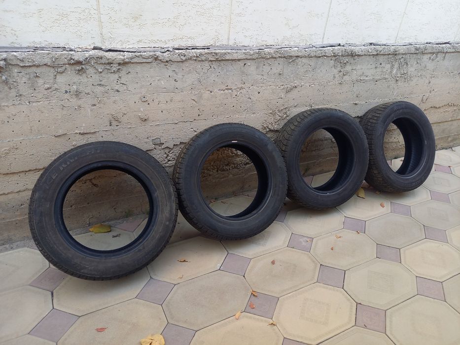 Срочно продам Зимние шины