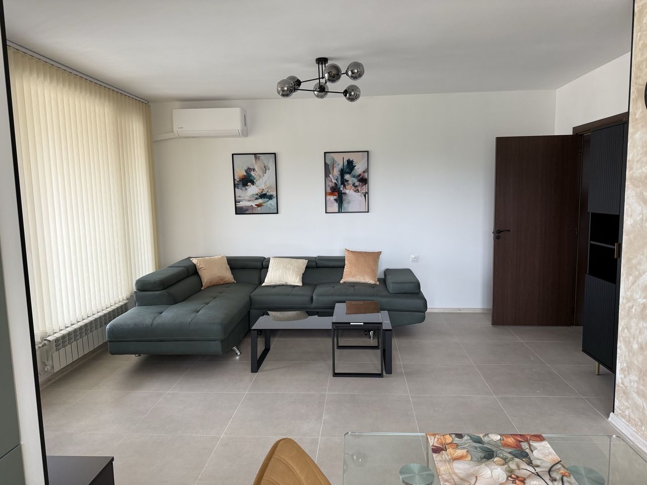 Дава се под наем Двустаен апартамент в София, Люлин 10 - 84 кв.м за 765 € - Снимка #3