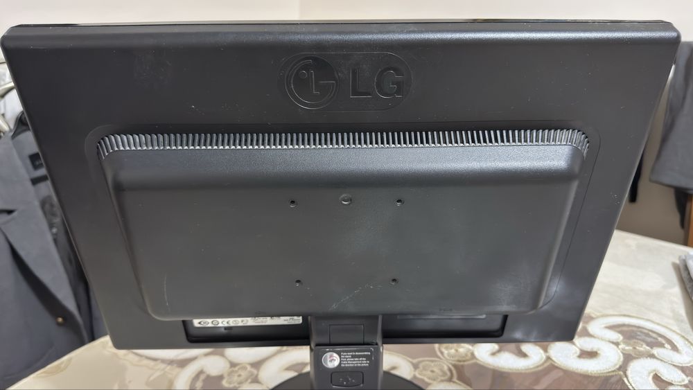 Monitor Lg flatron 75hz sotiladi !