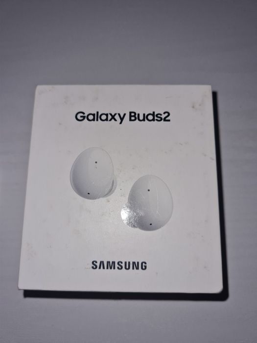 Продам наушники  беспроводные Samsung galaxy buds 2