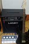 Staie instrumente electronice LANEY G120