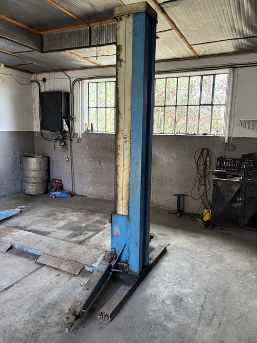 Elevator Ravaglioli 2.500 kg