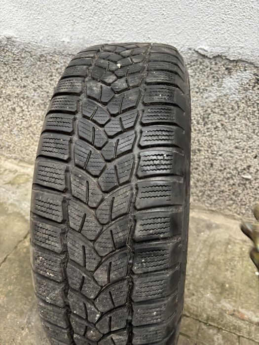 Зимни гуми Firestone 205/60/16