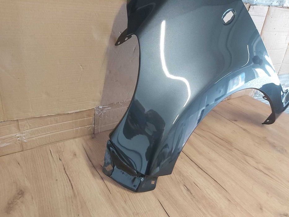 Aripa Fata Stanga Citroen C1 An 2006-2009 (Gri)