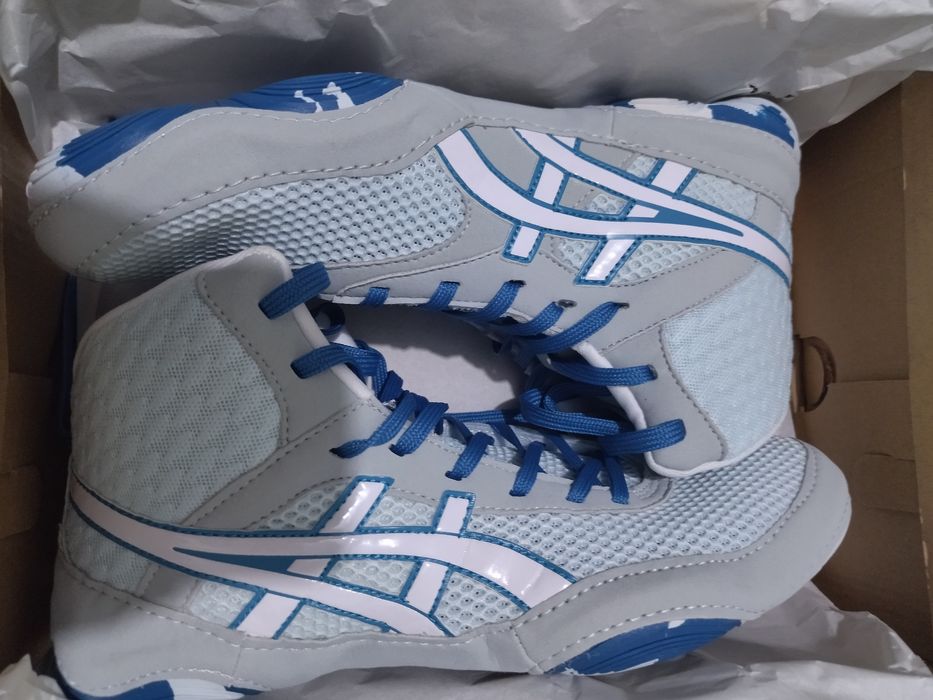 Борцовки новые срочно