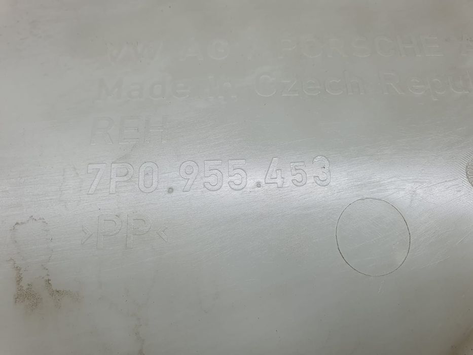 Vas lichid parbriz Porsche Cayenne 958 (2010 - 2014) (1243) CRCA