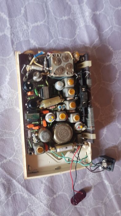 Radio rusesc pe tranzistori sokol 403