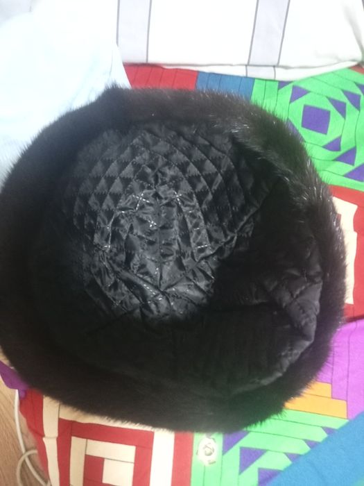 Продам норковую шапку женскую