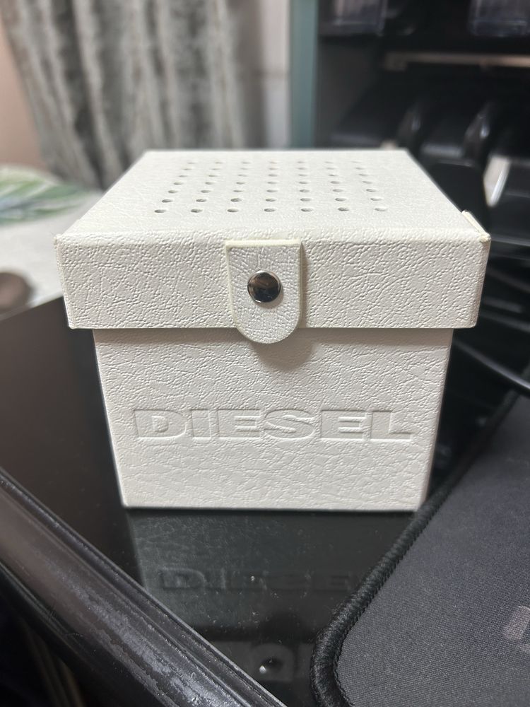 Мужские часы Diesel