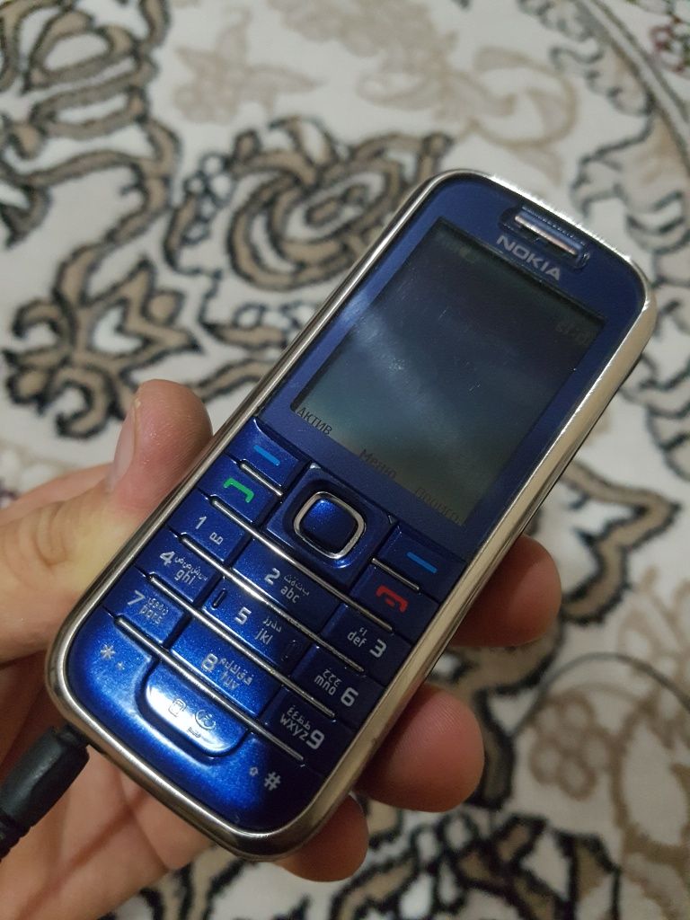 Nokia 6233 sotladi rodnoy