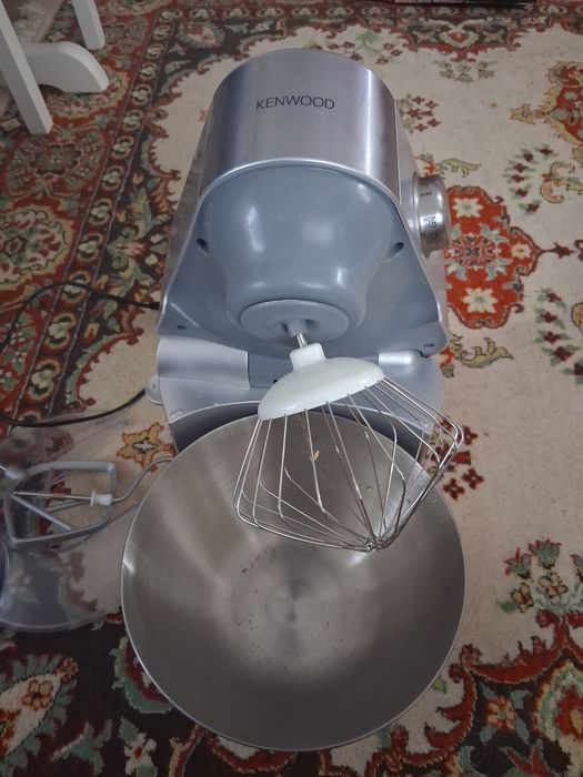 Mixer bucatarie marca kenwood