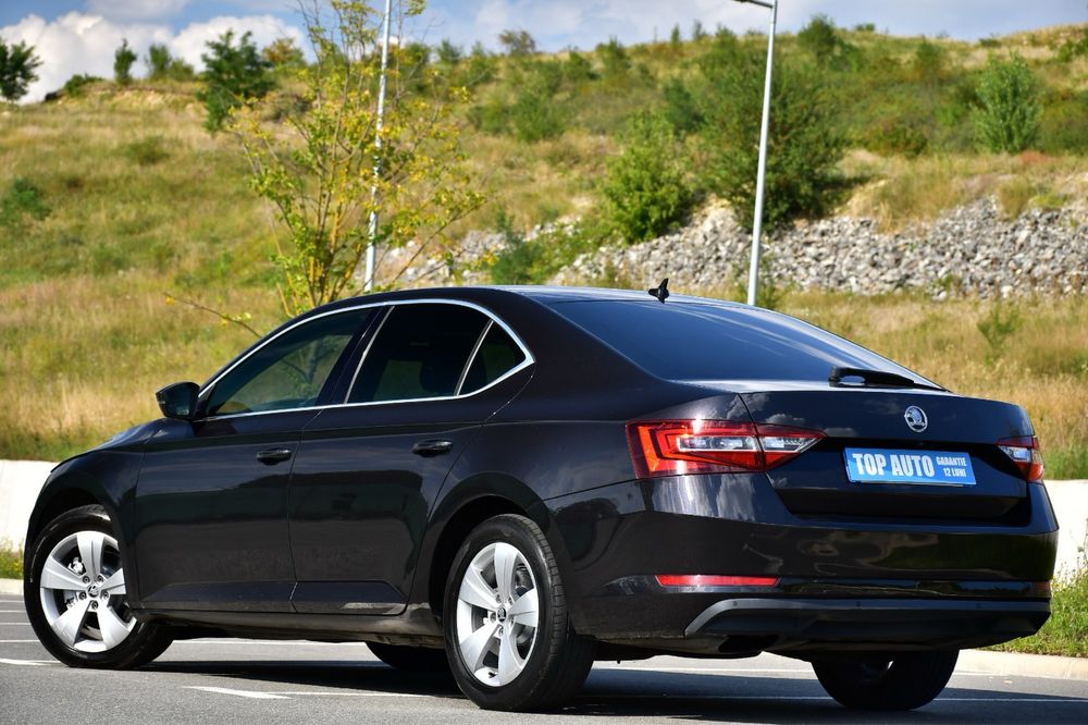 Skoda Superb 2.0tdi/Automat/Xenon/led