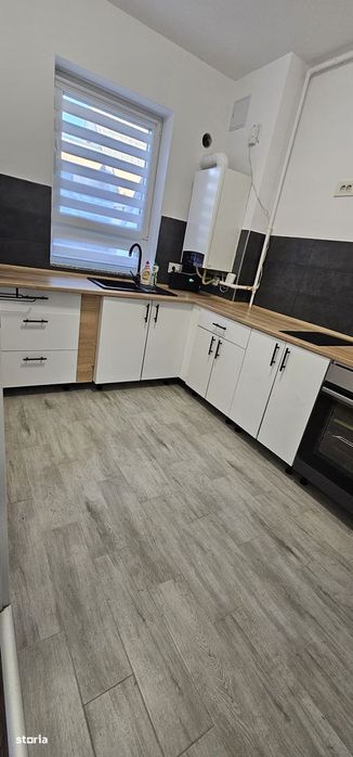 Garsoniera de inchiriat zona Tractorul bloc nou