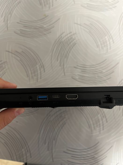 Laptop MSI Katana