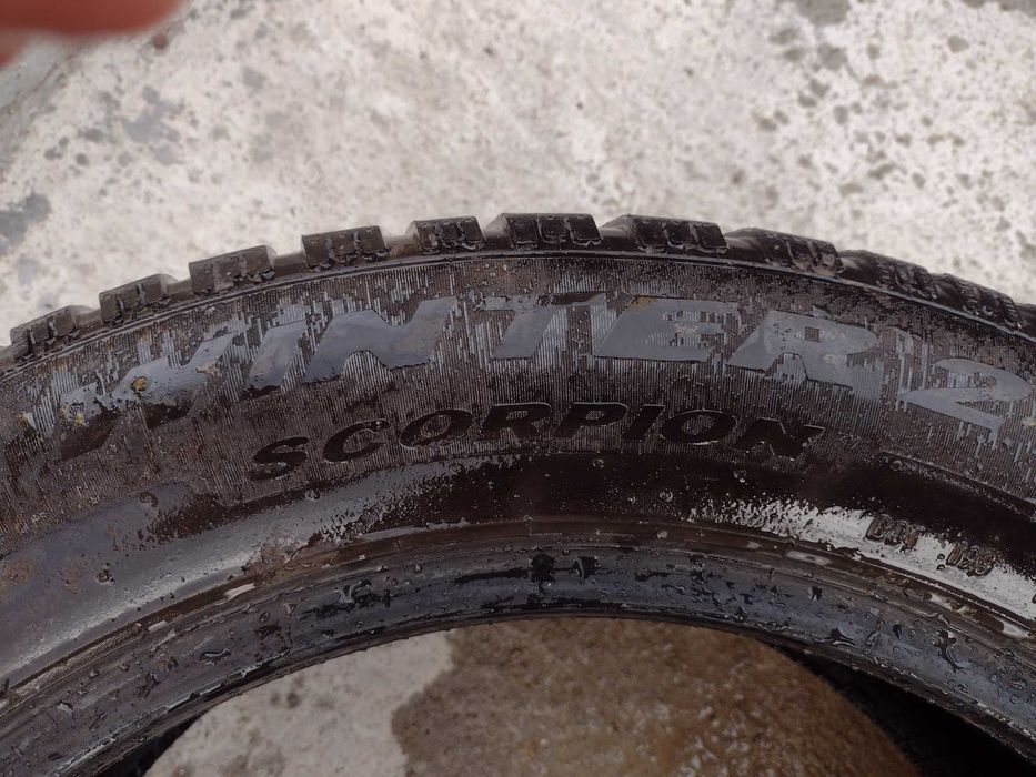 Зимни гуми Pireli. 235/55/18.