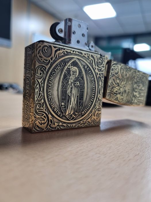 зажигалка Constantine