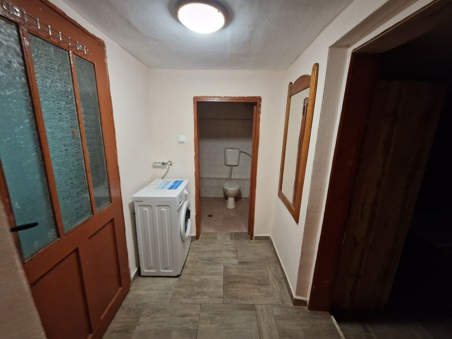 Дава се под наем Къща в Свищов - 69 кв.м за 178.5 € - Снимка #2