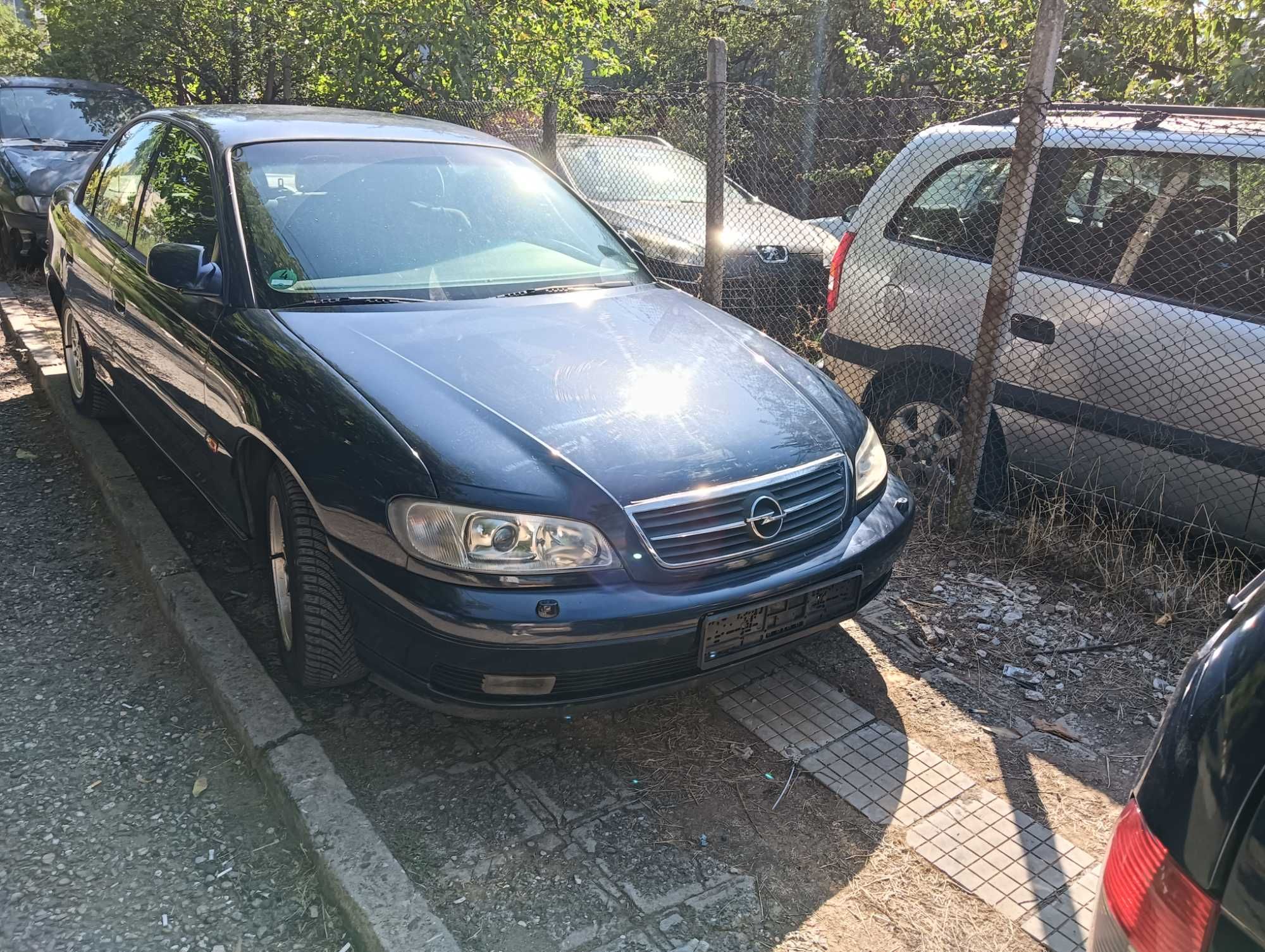 Opel Omega 2.2 16v