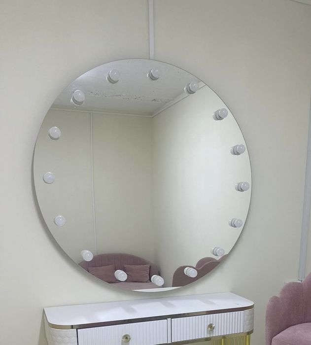 Зеркало айна  для салона