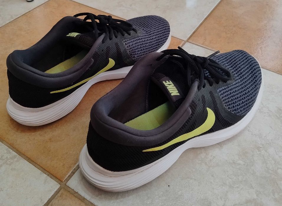 Adidasi Nike negru-verde 44