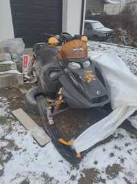 Snowmobil ski-doo  bombardier rotax 1000 sdi