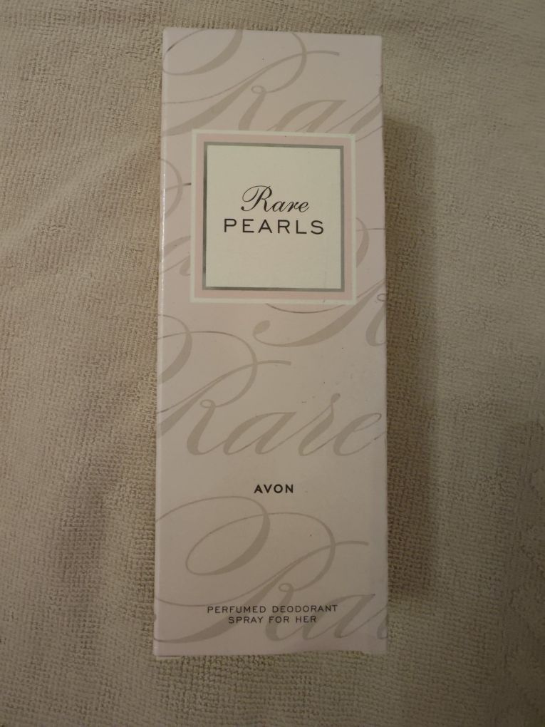 Spray parfumat Rare Pearls Avon