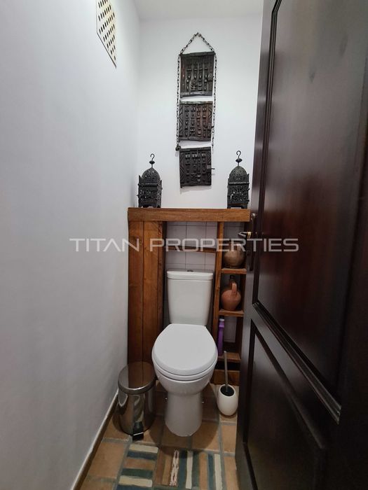 Продава се Тристаен апартамент в Пловдив, Център - 85 кв.м за 2930 €/кв.м - Снимка #8