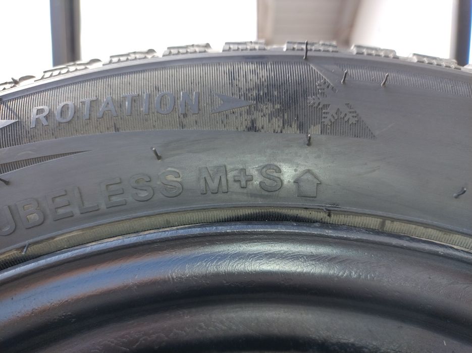 Set 4 anvelope + Jante - 185 55 R15 M+S CADOU rezervă 195/55/15