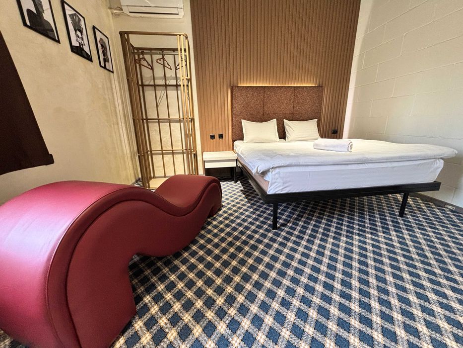 Гостиница - Без ЗАГСа. Посуточно