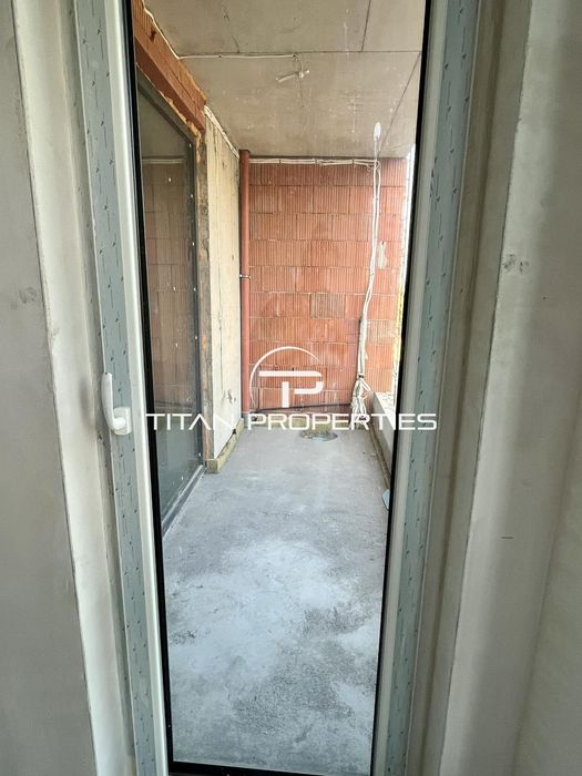 Двустаен апартамент за продажба в жк. Тракия